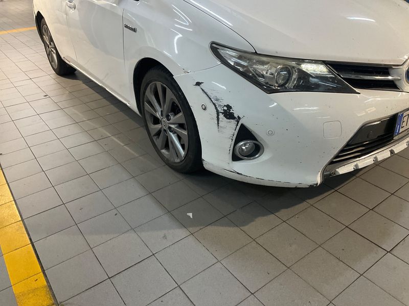 Toyota Auris 1.8 Hybrid Lounge 2013 – снимка 50