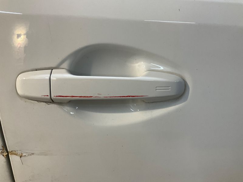 Toyota Auris 1.8 Hybrid Lounge 2013 – снимка 23