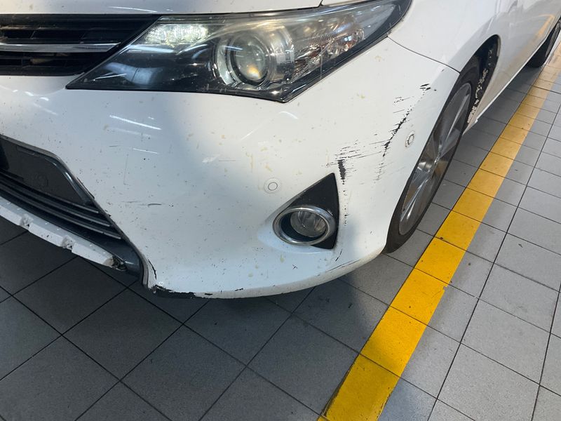 Toyota Auris 1.8 Hybrid Lounge 2013 – снимка 51