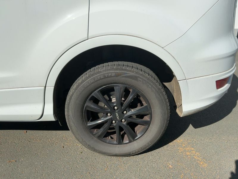 Ford Kuga 2.0 TDCi Individual 2014 – снимка 5
