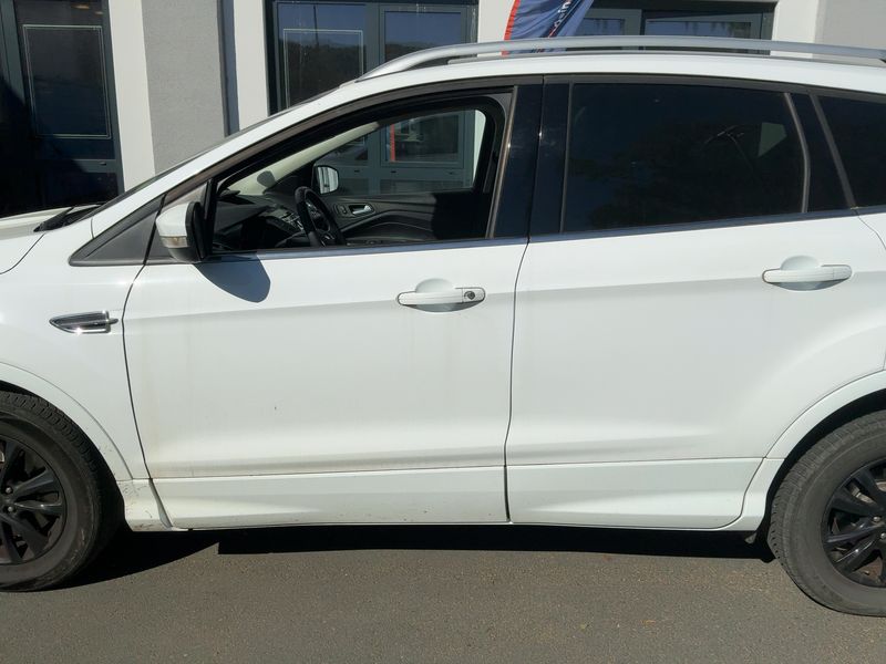 Ford Kuga 2.0 TDCi Individual 2014 – снимка 4