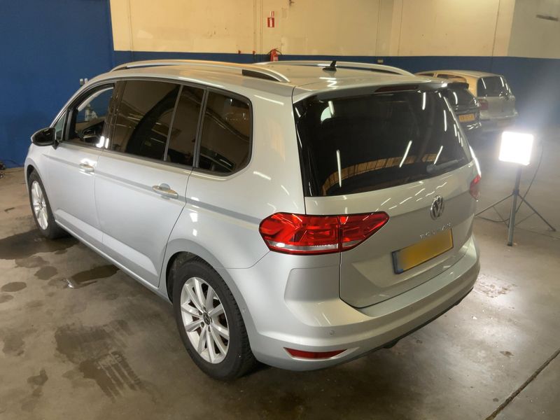 Volkswagen Touran 1.5 TSI ACT Comfortline BlueMotion Tech 2018 – снимка 6