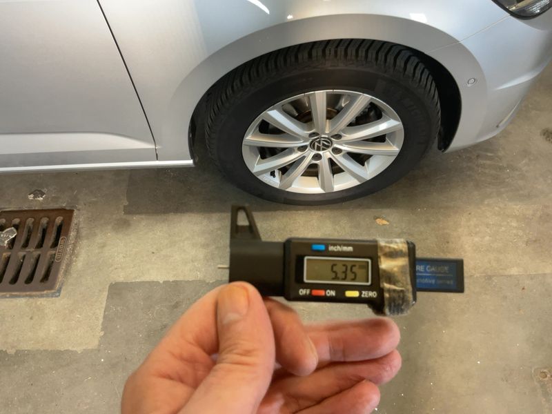 Volkswagen Touran 1.5 TSI ACT Comfortline BlueMotion Tech 2018 – снимка 11