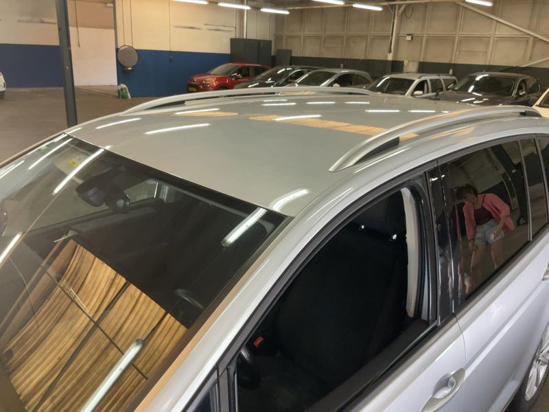 Volkswagen Touran 1.5 TSI ACT Comfortline BlueMotion Tech 2018 – снимка 13