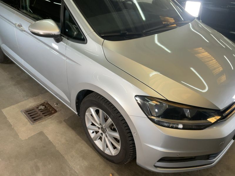 Volkswagen Touran 1.5 TSI ACT Comfortline BlueMotion Tech 2018 – снимка 12