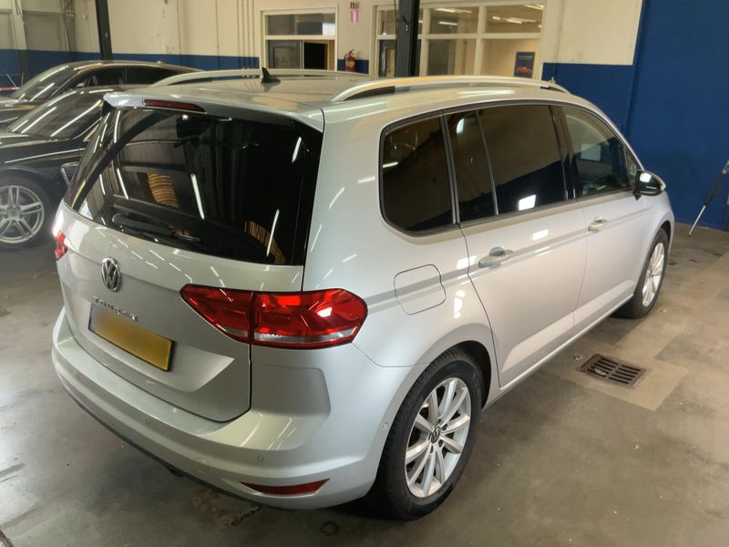 Volkswagen Touran 1.5 TSI ACT Comfortline BlueMotion Tech 2018 – снимка 8
