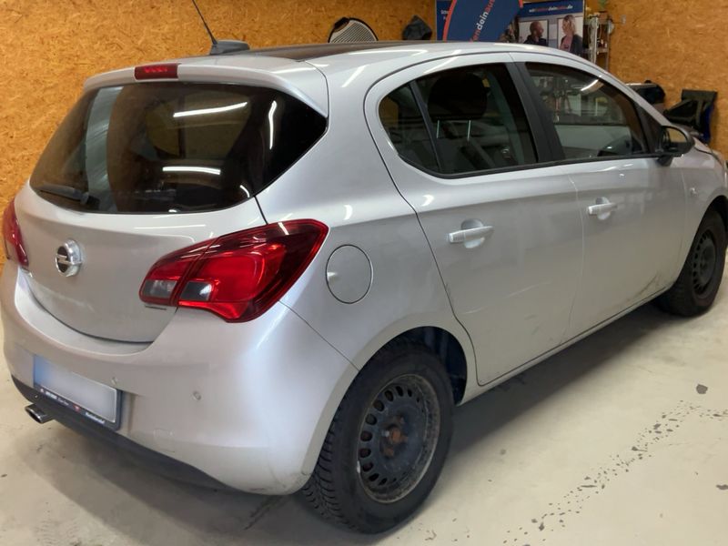 Opel Corsa 1.4 Color Edition 2017 – снимка 8