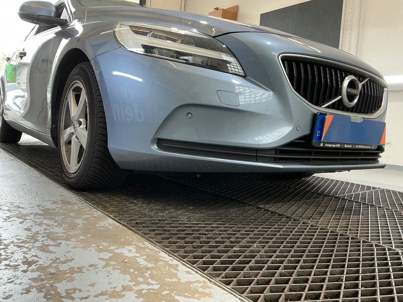 Volvo V40 2.0 D2 Momentum 2017 – снимка 27