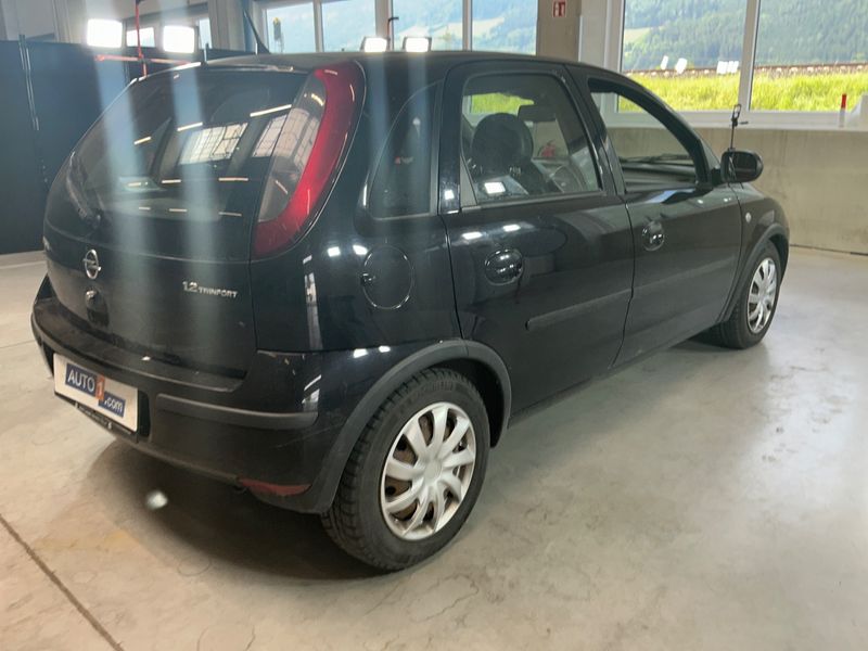 Opel Corsa 1.2 Flexxline 2005 – снимка 2