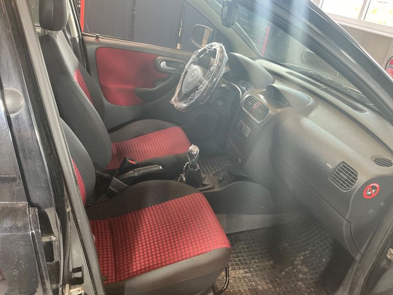 Opel Corsa 1.2 Flexxline 2005 – снимка 3