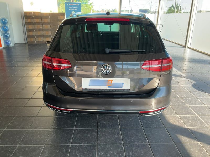 Volkswagen Passat 2.0 TDI Highline 4Motion BlueMotion Tech 2015 – снимка 7