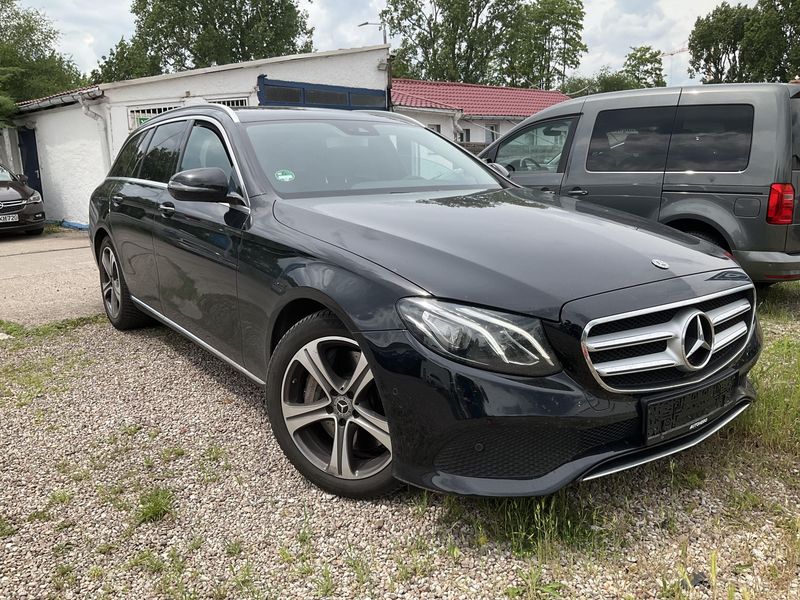 Mercedes-Benz E-Klasse E 400 d T 4Matic Avantgarde 2018 – снимка 12