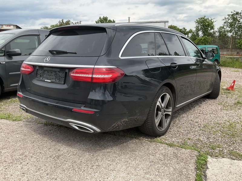 Mercedes-Benz E-Klasse E 400 d T 4Matic Avantgarde 2018 – снимка 8