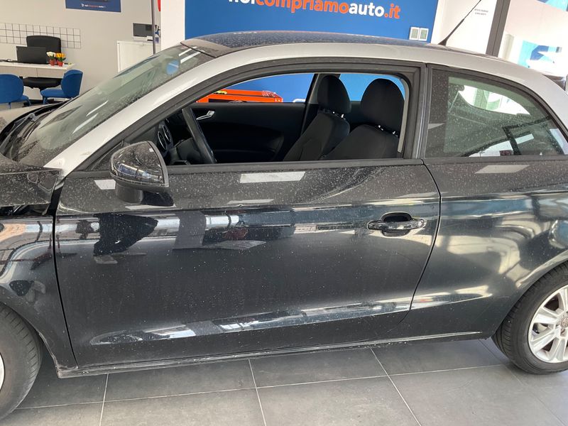 Audi A1 1.2 TFSI Attraction 2011 – снимка 4