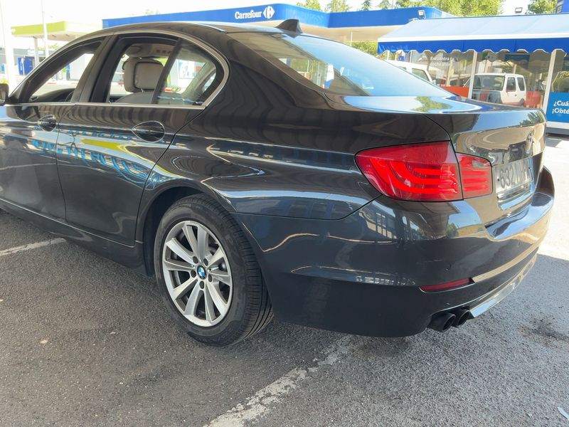 BMW 5er 520d 2011 – снимка 6