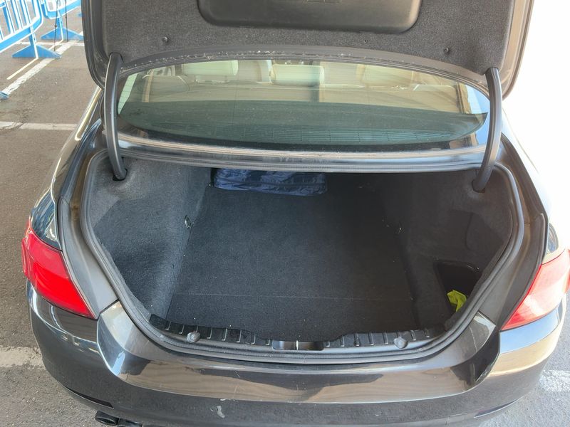 BMW 5er 520d 2011 – снимка 15