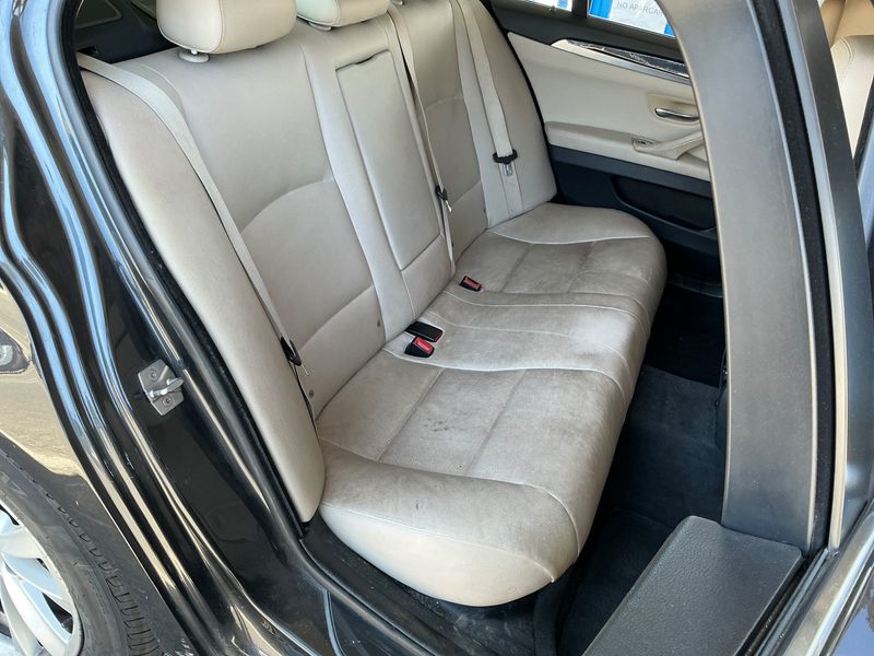 BMW 5er 520d 2011 – снимка 26