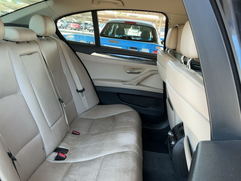BMW 5er 520d 2011 – снимка 19