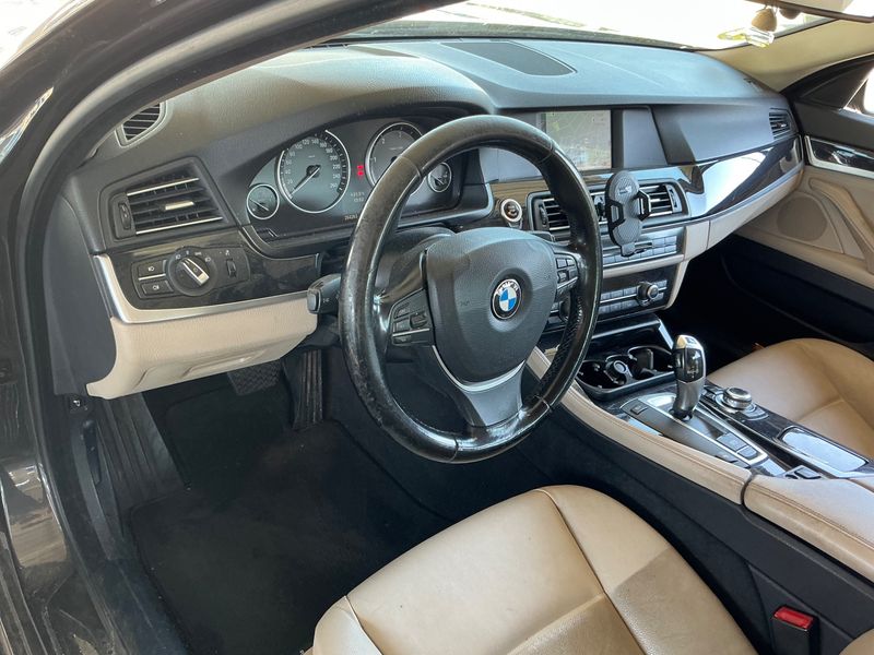 BMW 5er 520d 2011 – снимка 28