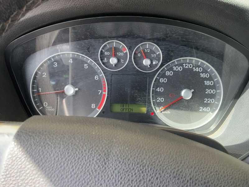 Ford Focus 2.0 Titanium 2007 – снимка 18