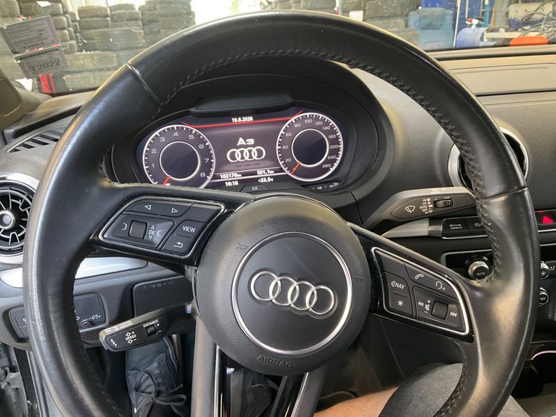 Audi A3 Limousine 1.5 TFSI ACT Sport 2017 – снимка 29