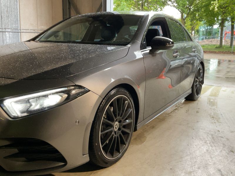 Mercedes-Benz A-Klasse Limousine A 200 AMG Line 2019 – снимка 2