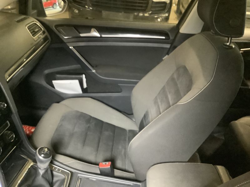Volkswagen Golf VII 1.6 TDI Carat BlueMotion Tech 2013 – снимка 49