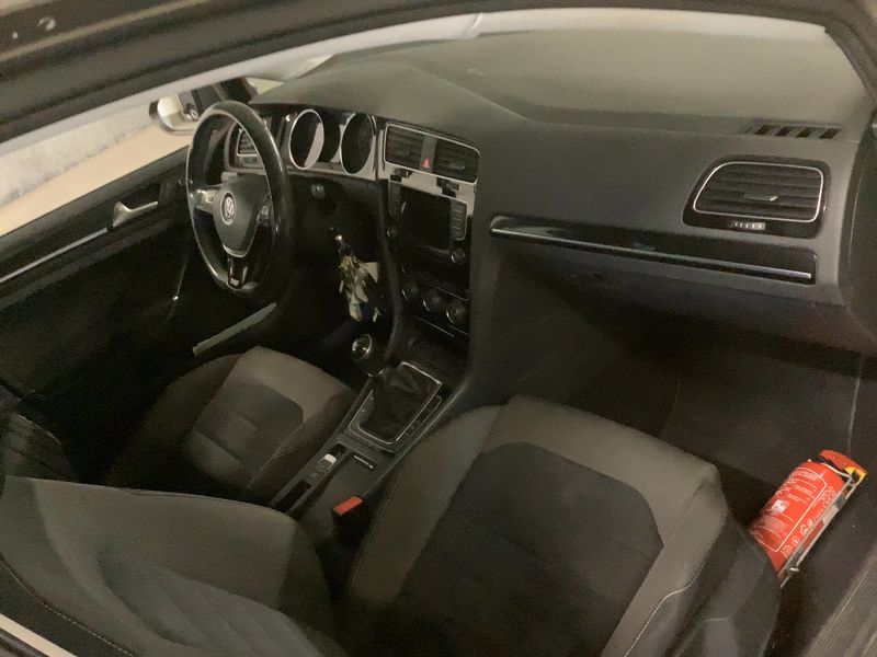 Volkswagen Golf VII 1.6 TDI Carat BlueMotion Tech 2013 – снимка 17