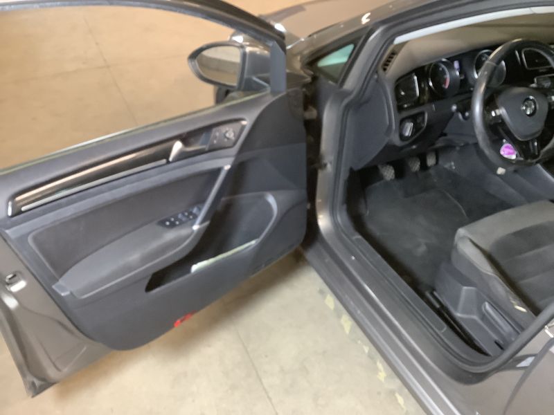 Volkswagen Golf VII 1.6 TDI Carat BlueMotion Tech 2013 – снимка 40
