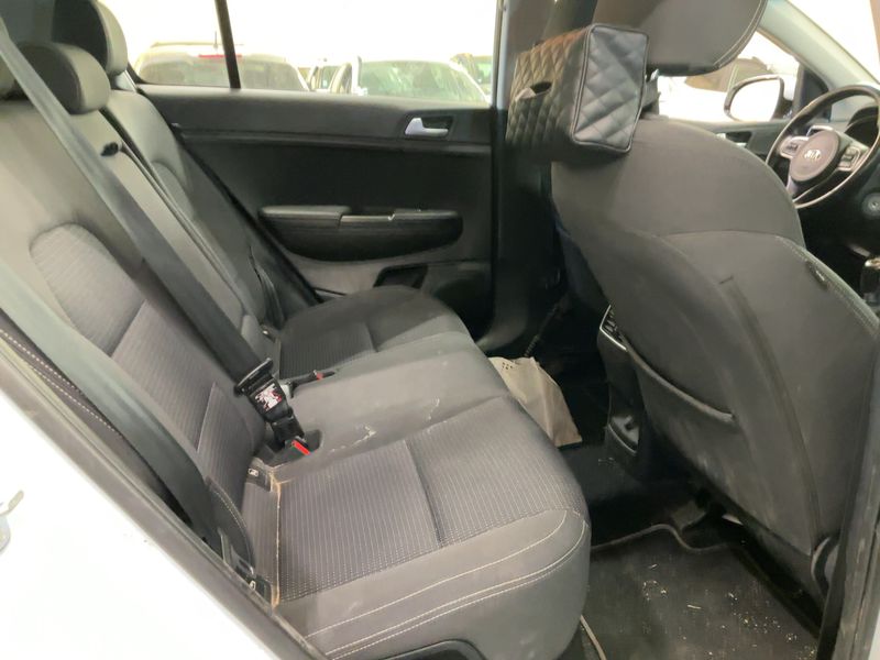 Kia Sportage 1.7 CRDi Active 2WD 2017 – снимка 19