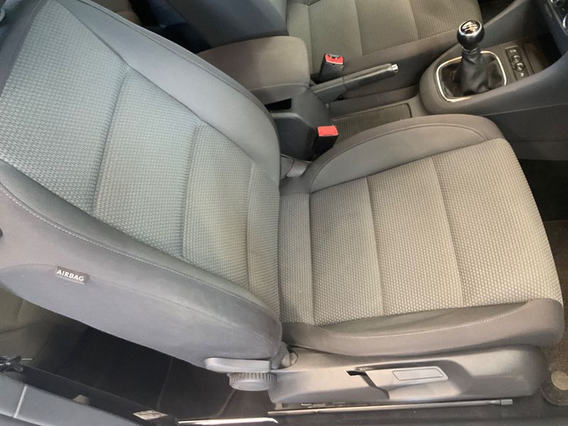 Volkswagen Golf VI 1.4 TSI Comfortline 2011 – снимка 26