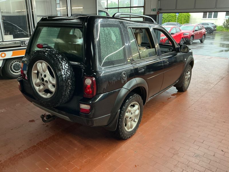Land Rover Freelander 2.0 Td4 Station Wagon S 2004 – снимка 2