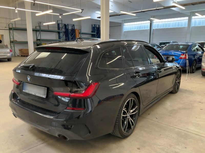 BMW 3er 330d xDrive M Sport 2019 – снимка 8