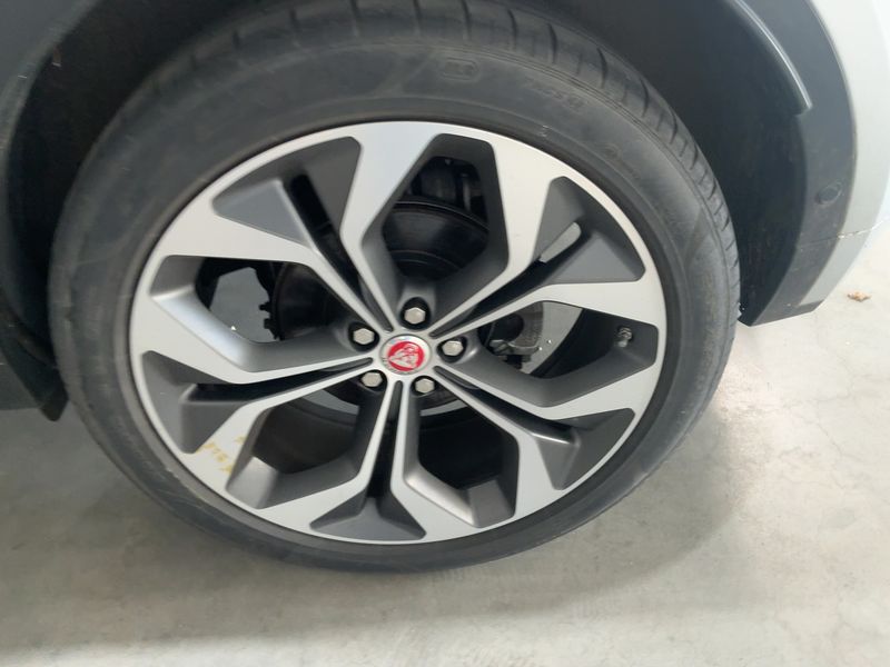 Jaguar E-Pace D240 R-Dynamic HSE AWD 2018 – снимка 5
