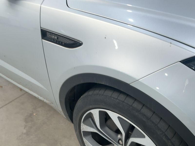 Jaguar E-Pace D240 R-Dynamic HSE AWD 2018 – снимка 12