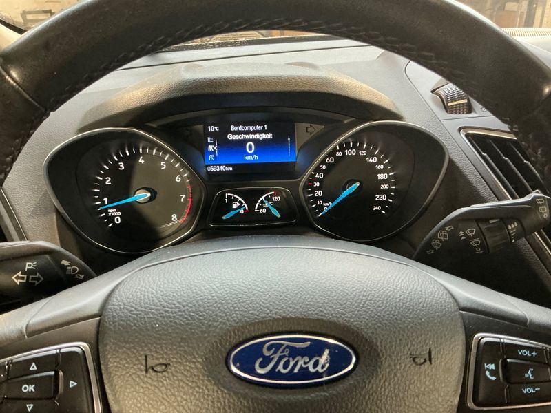 Ford C-Max 1.0 EcoBoost Trend 2016 – снимка 19