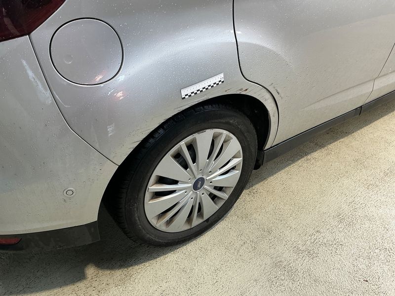 Ford C-Max 1.0 EcoBoost Trend 2016 – снимка 23