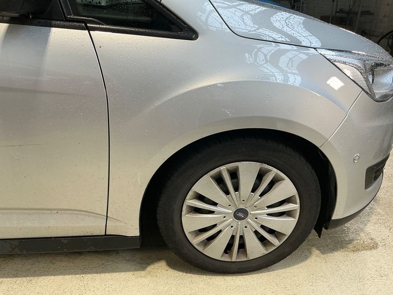 Ford C-Max 1.0 EcoBoost Trend 2016 – снимка 22