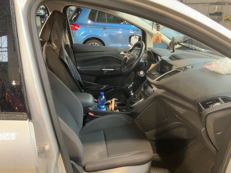 Ford C-Max 1.0 EcoBoost Trend 2016 – снимка 17