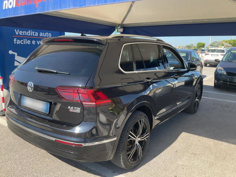 Volkswagen Tiguan 2.0 TDI Executive 4Motion BlueMotion Tech 2017 – снимка 8
