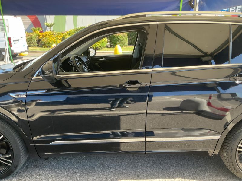 Volkswagen Tiguan 2.0 TDI Executive 4Motion BlueMotion Tech 2017 – снимка 4