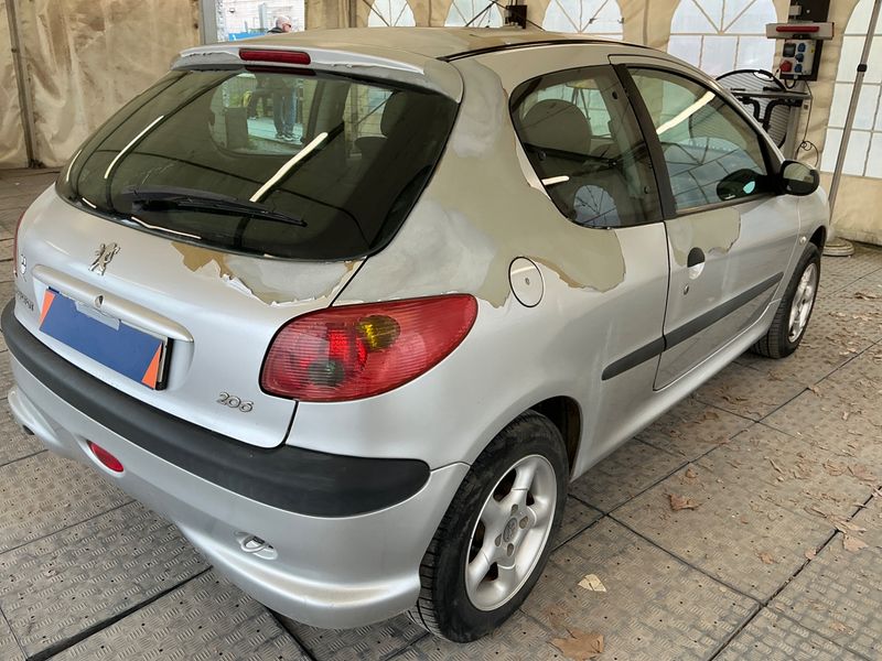 Peugeot 206 1.4 Petit Filou 2006 – снимка 2