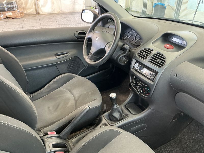 Peugeot 206 1.4 Petit Filou 2006 – снимка 3