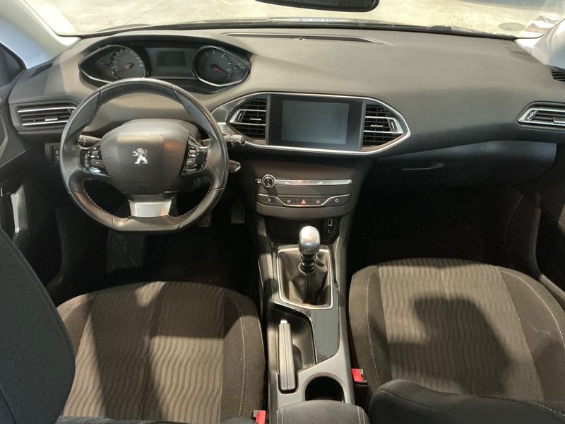 Peugeot 308 1.6 e-HDi Active 2014 – снимка 17