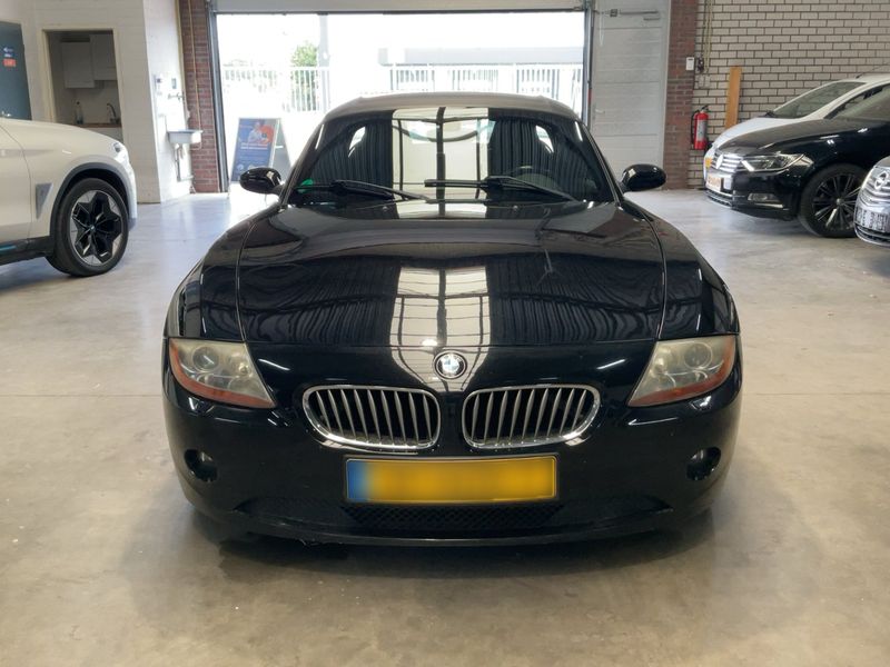 BMW Z4 3.0i 2004 – снимка 14