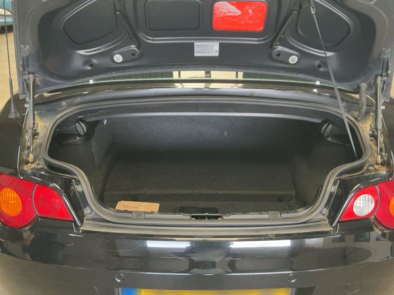 BMW Z4 3.0i 2004 – снимка 15
