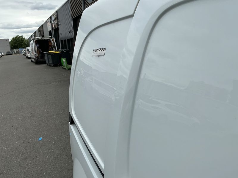 Renault Kangoo 1.5 dCi Express Maxi Grand Confort 2018 – снимка 23