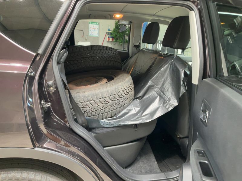 Nissan Qashqai 1.6 dCi I-Way 2012 – снимка 20