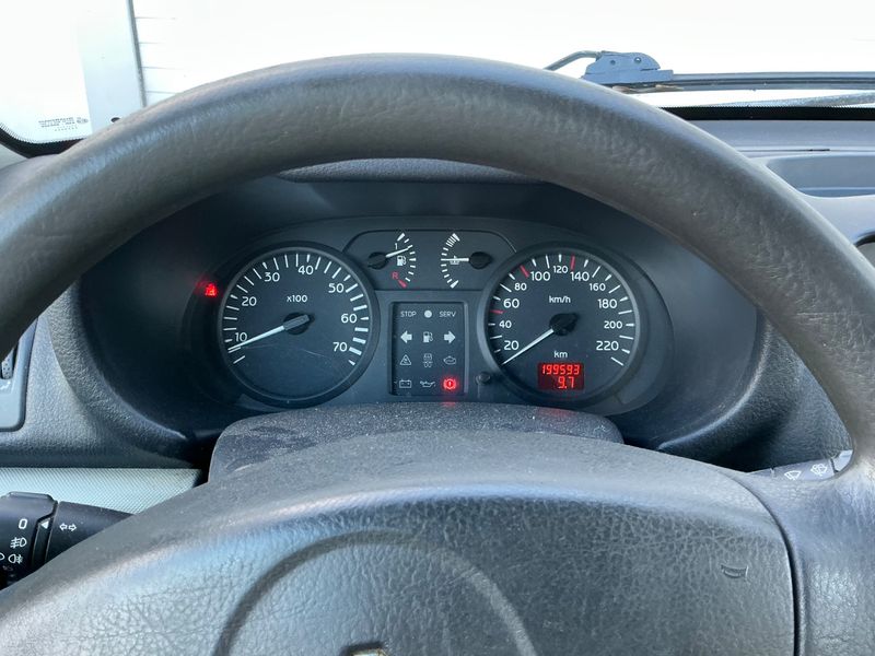 Renault Clio 1.2 Expression 2002 – снимка 4