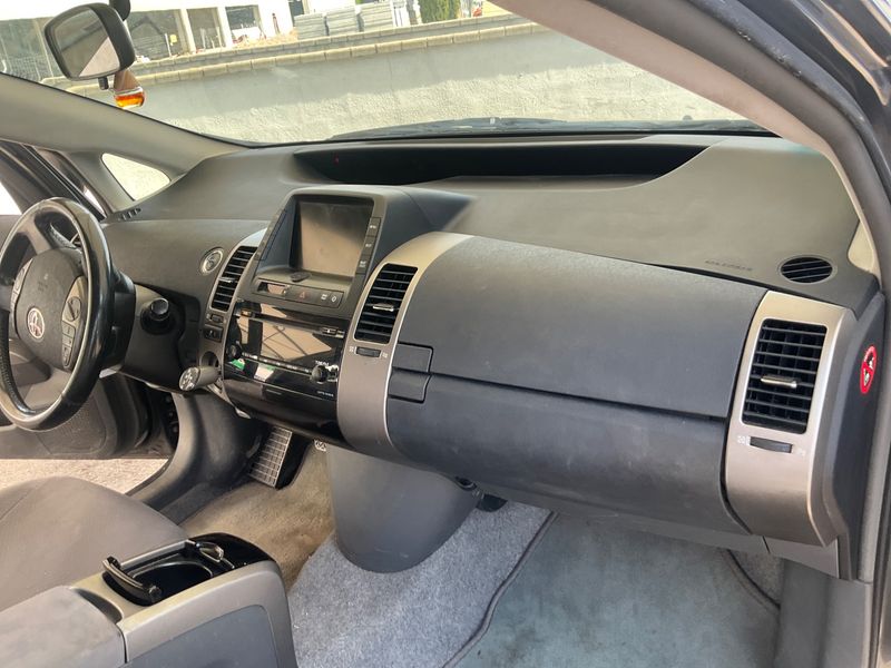 Toyota Prius 1.5 Sol 2008 – снимка 18